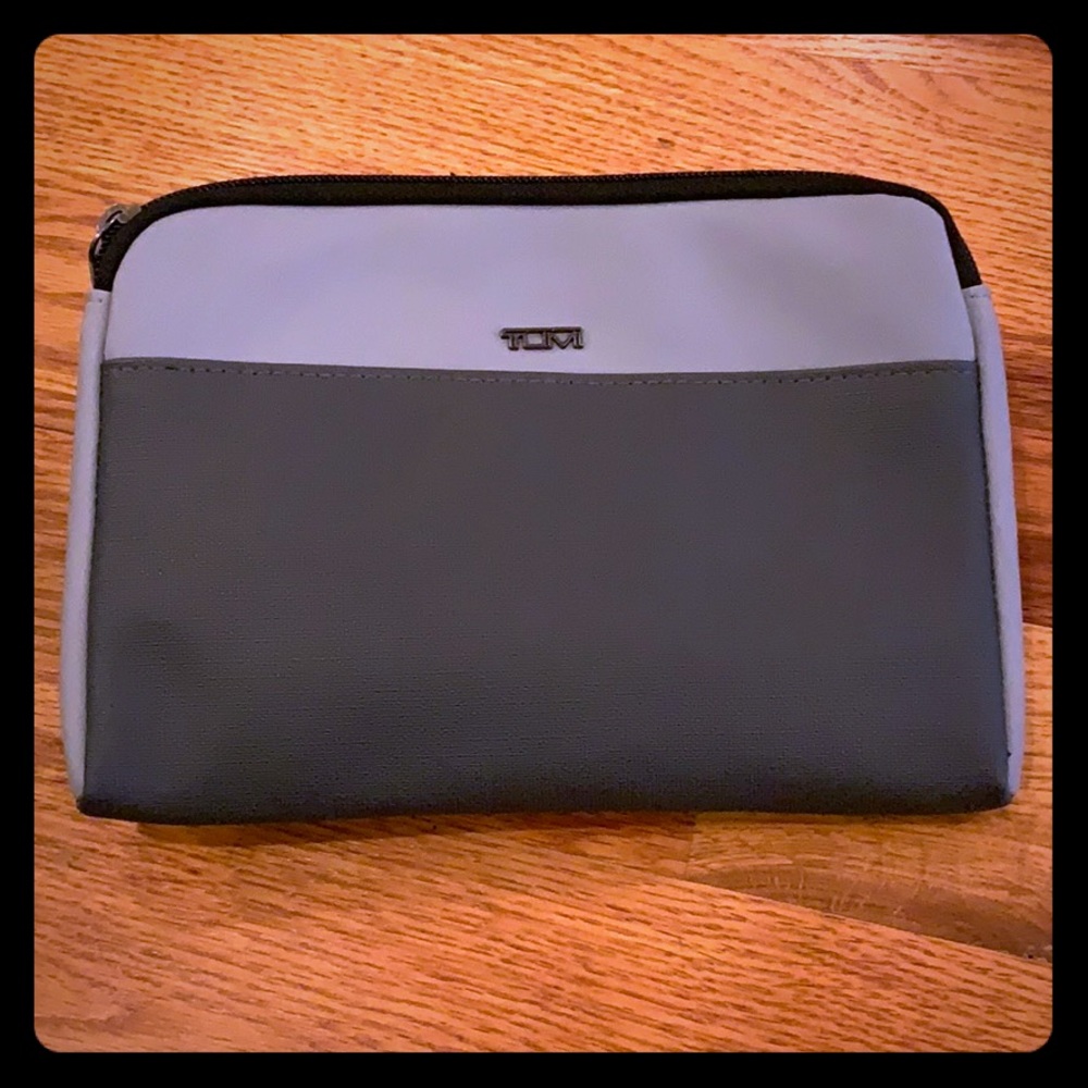TUMI Delta One Soft Amenities Kit